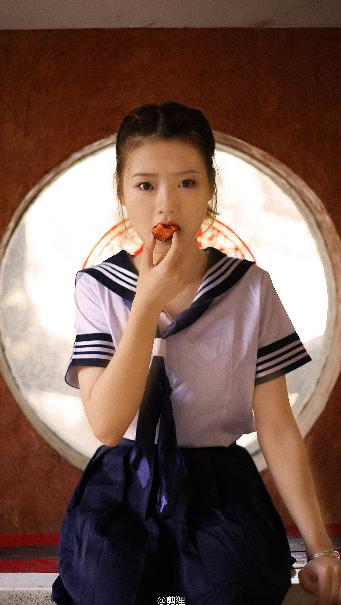 更衣人偶坠入爱河